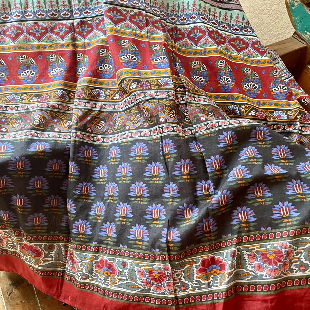 Fine cotton stole from Khadi store in Pakistan. Vibrant colors, very large. NWOT